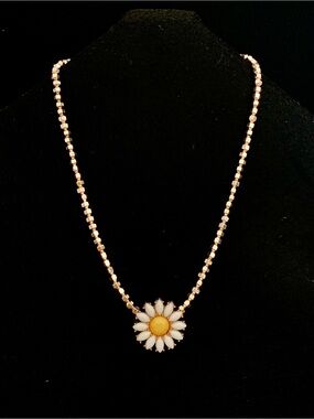 Gold Daisy Pendant Necklace with White Petals